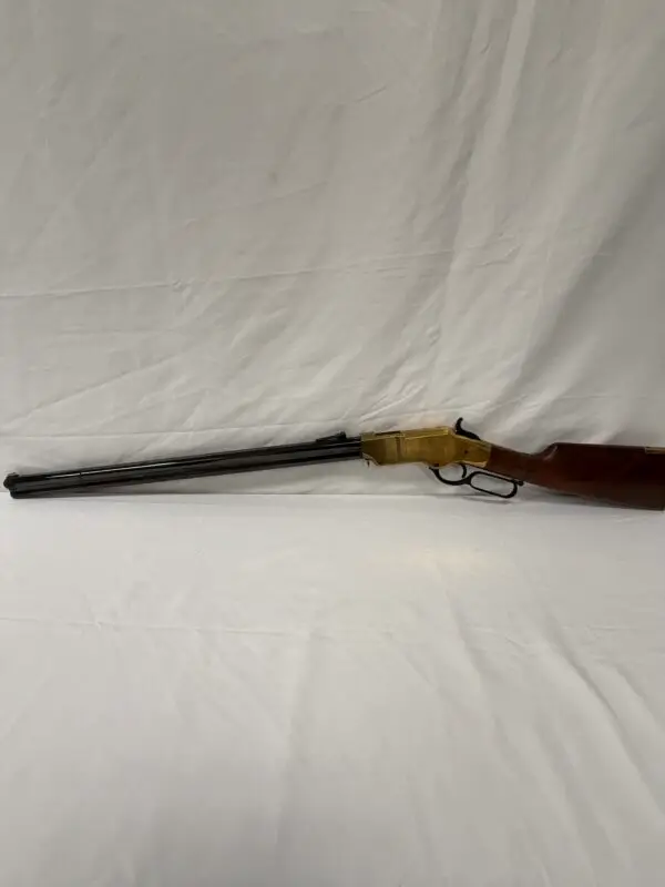 HENRY BTH 44-40 RIFLE (USED)